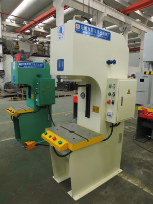 Machine de presse hydraulique de Ton Hydraulic Steel Press Industrial du cadre 10 de C
